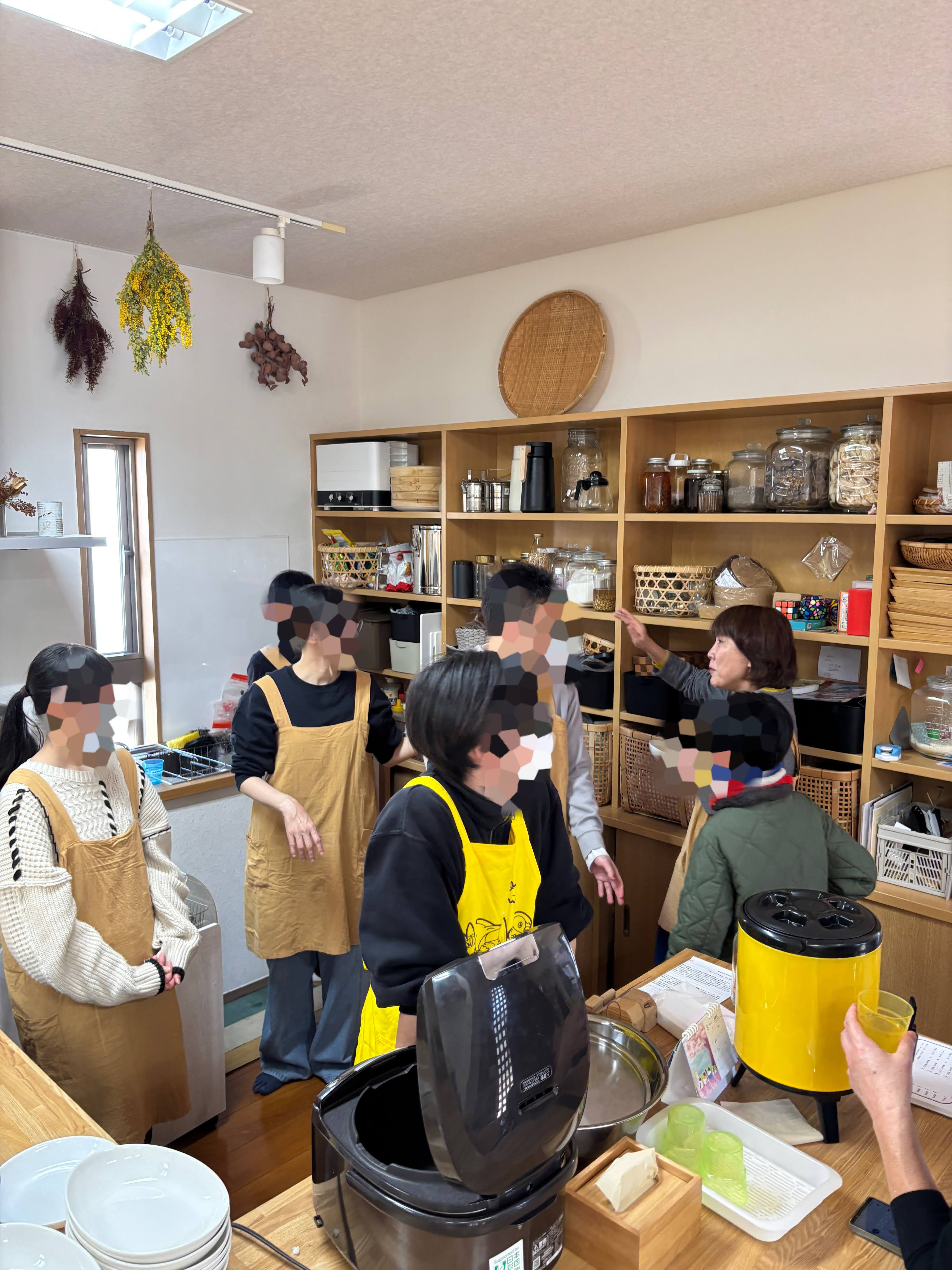 まつなぎやの活動の様子